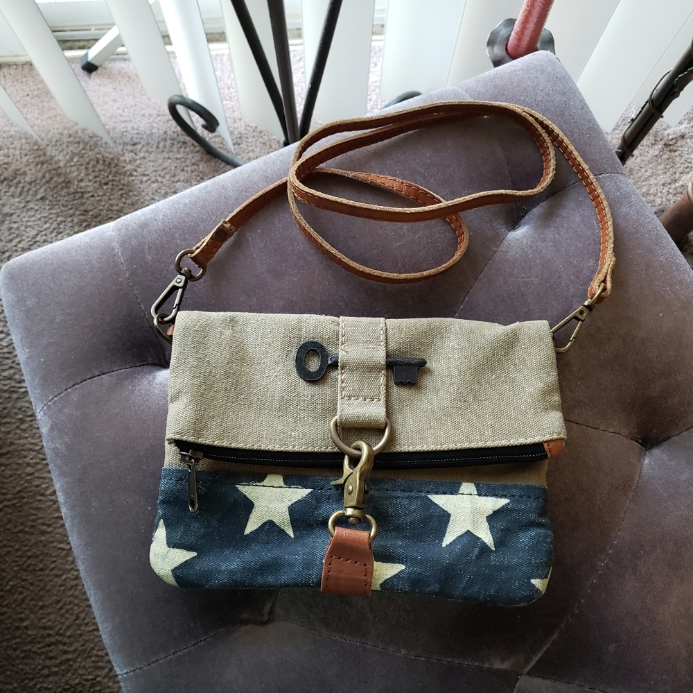 Mona B Crossbody Purse Fold-over Canvas Key Stars American